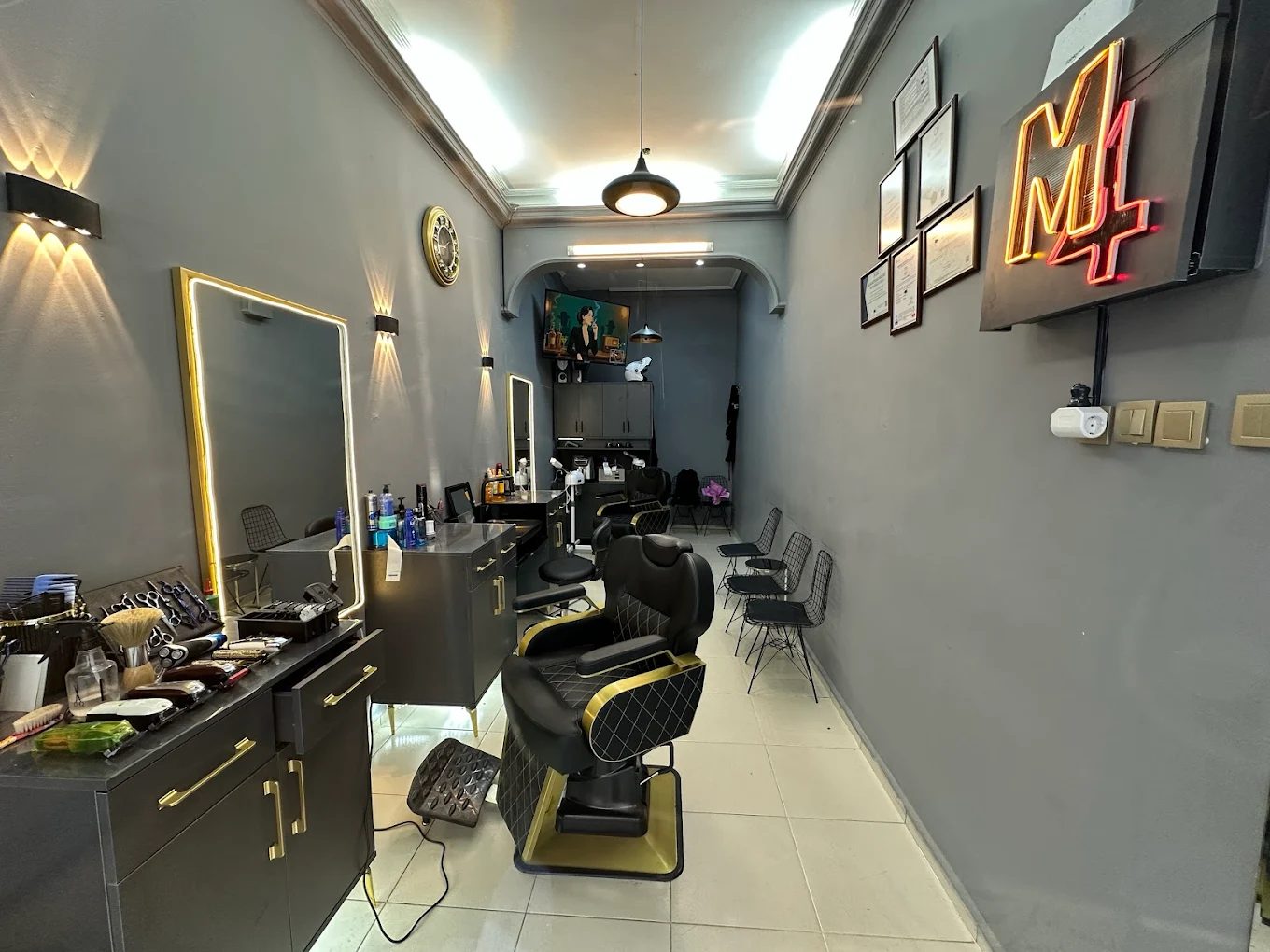M4 Barber gallery 3